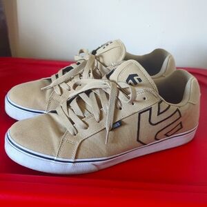 Etnies Fader Vulc Men's Skate Shoes tan size 13
